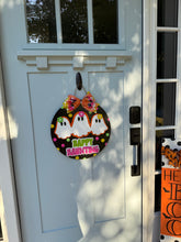 Load image into Gallery viewer, Happy Haunting Door Sign