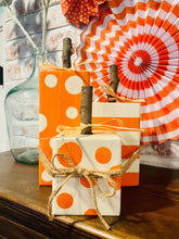 Load image into Gallery viewer, Medium Wooden Pumpkin Trio