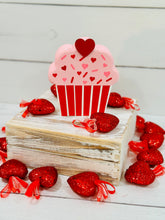 Load image into Gallery viewer, Valentine Cupcake "O" Piece
