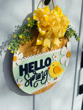 Load image into Gallery viewer, Hello Spring Bird Door Hanger