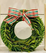 Load image into Gallery viewer, Christmas Wreath "O" Piece