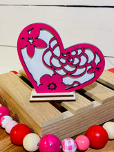 Load image into Gallery viewer, Floral 3D Heart