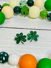 Load image into Gallery viewer, Shamrock Earrings