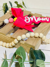 Load image into Gallery viewer, Mom Bag Tag