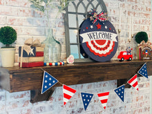 Load image into Gallery viewer, Americana Pennant Banner