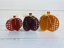Load image into Gallery viewer, Rattan Pumpkin