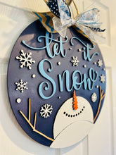 Load image into Gallery viewer, Winter Door Hanger