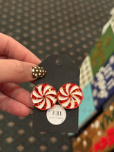 Load image into Gallery viewer, Peppermint Sparkly Earrings
