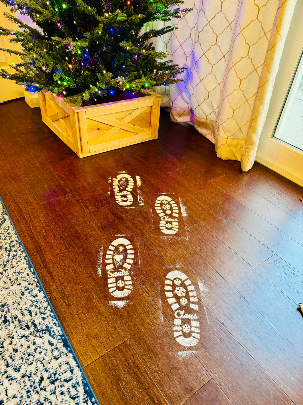 Santa Footprints Stencil