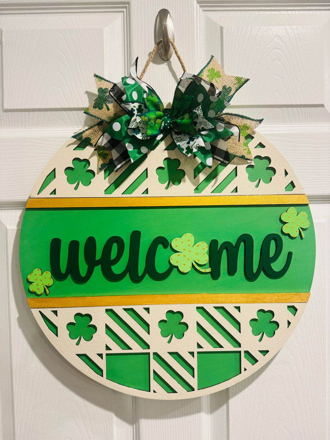 Welcome Shamrock Door Sign