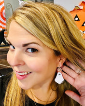Load image into Gallery viewer, Boo Ghost Earrings
