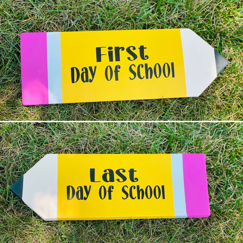 Small reversible Pencil sign