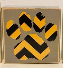 Load image into Gallery viewer, Black and Gold Paw Print &quot;O&quot; Piece
